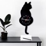 uhr katzenschwanz pendel