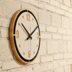 wanduhr eiche