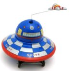 fliegende untertasse spielzeug vintage