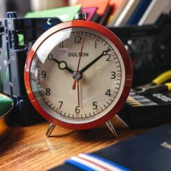 alter mechanischer alarm alarm